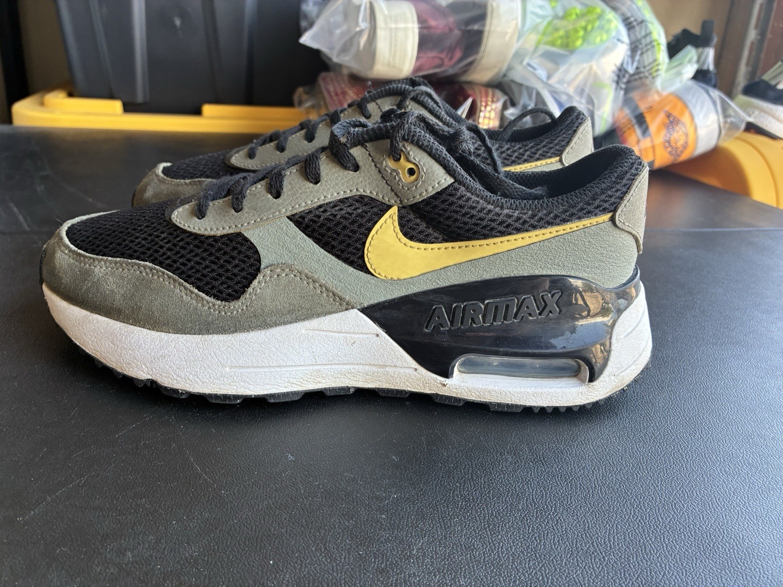 Nike Air Max Black Olive Yellow Low Top Athletic Sneakers Mesh Suede Size 6y