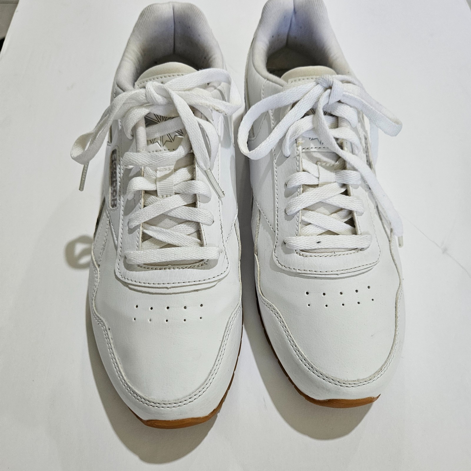 Reebok Classic Leather White Gum Sole Sneakers Men’s Size 9.5 Excellent