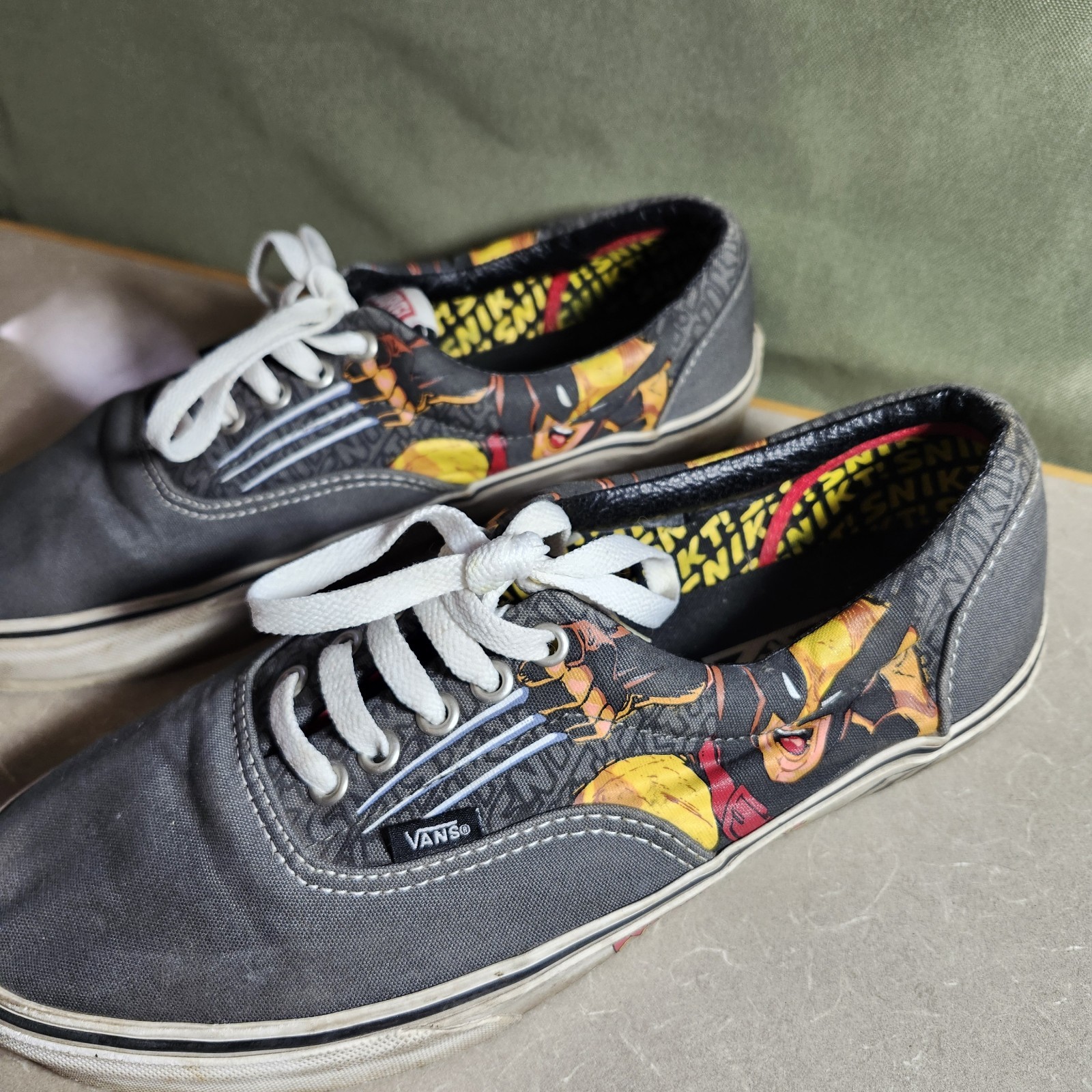 Vans Marvel Comics Wolverine X-Men Grey Sneakers Shoes Mens 10 EUC HTF