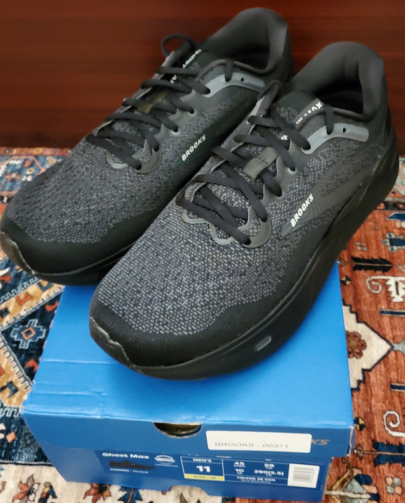 Brooks Men’s Ghost Max Cushion Neutral Running & Walking Shoe Black US 11 W(2E)