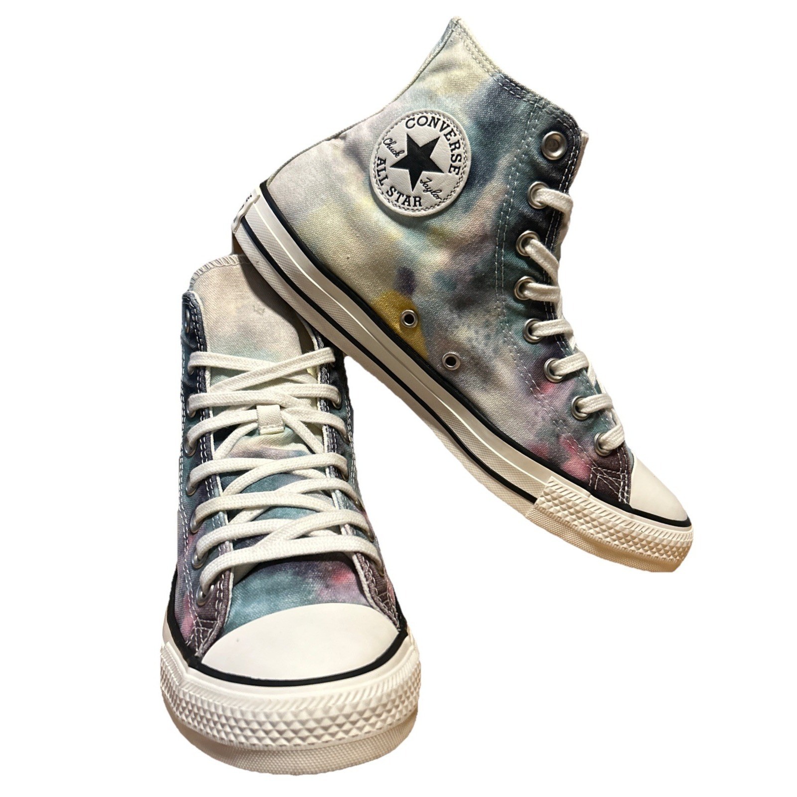 Converse Chuck Taylor All-Star High Tops Tie-Die Egret Men’s 8 / Women’s 10