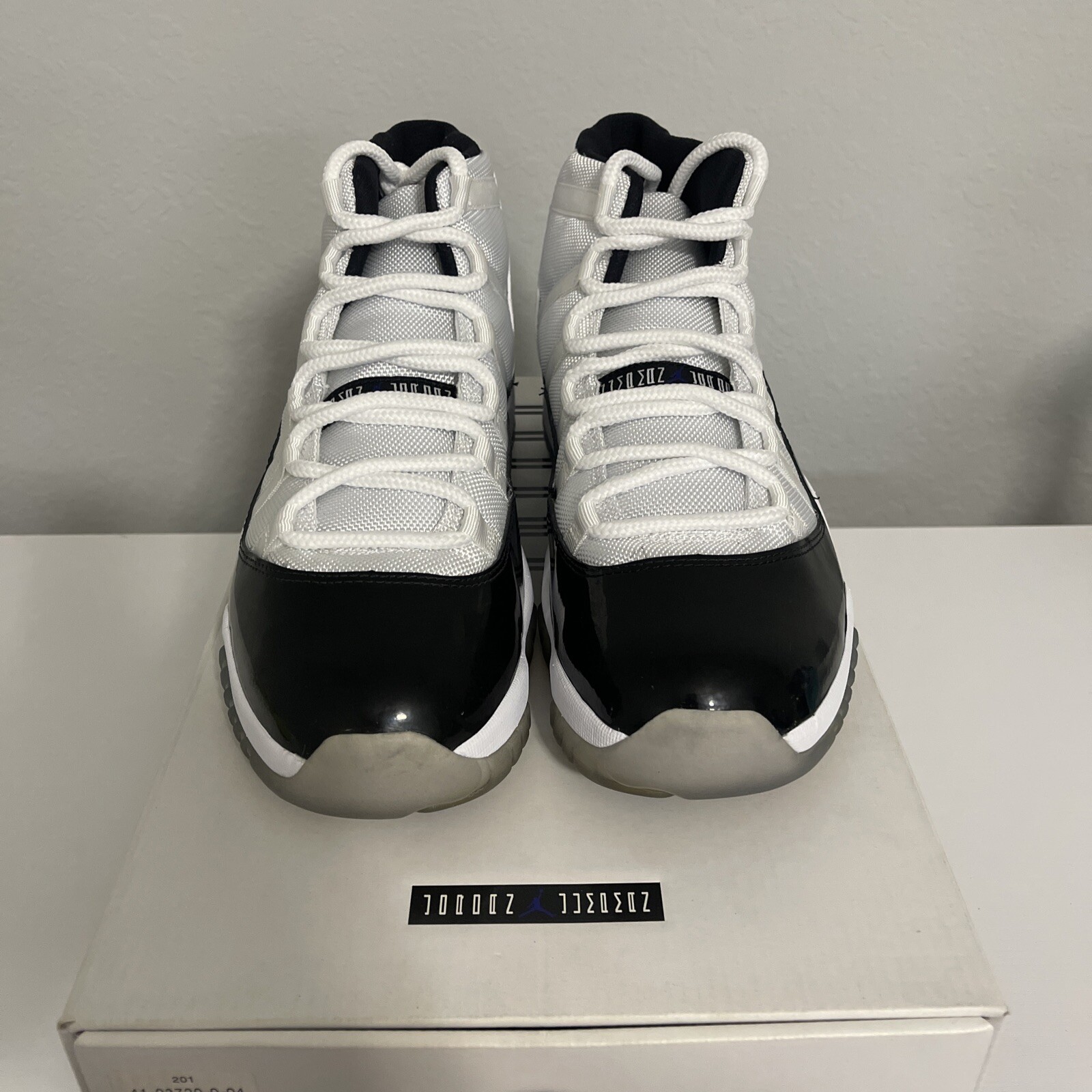 Size 10.5 – Jordan 11 Retro Concord 2011