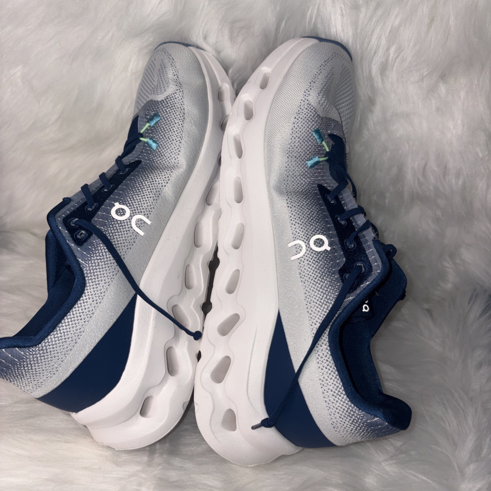 On Clouds Blue And White Cloudtilt Mens Us 11