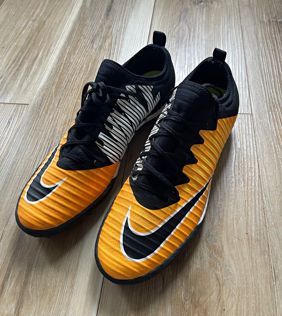 NIKE MERCURIALX FINALE II TF LOCK IN. LET LOOSE LASER ORANGE/BLACK/WHITE 11.5 US