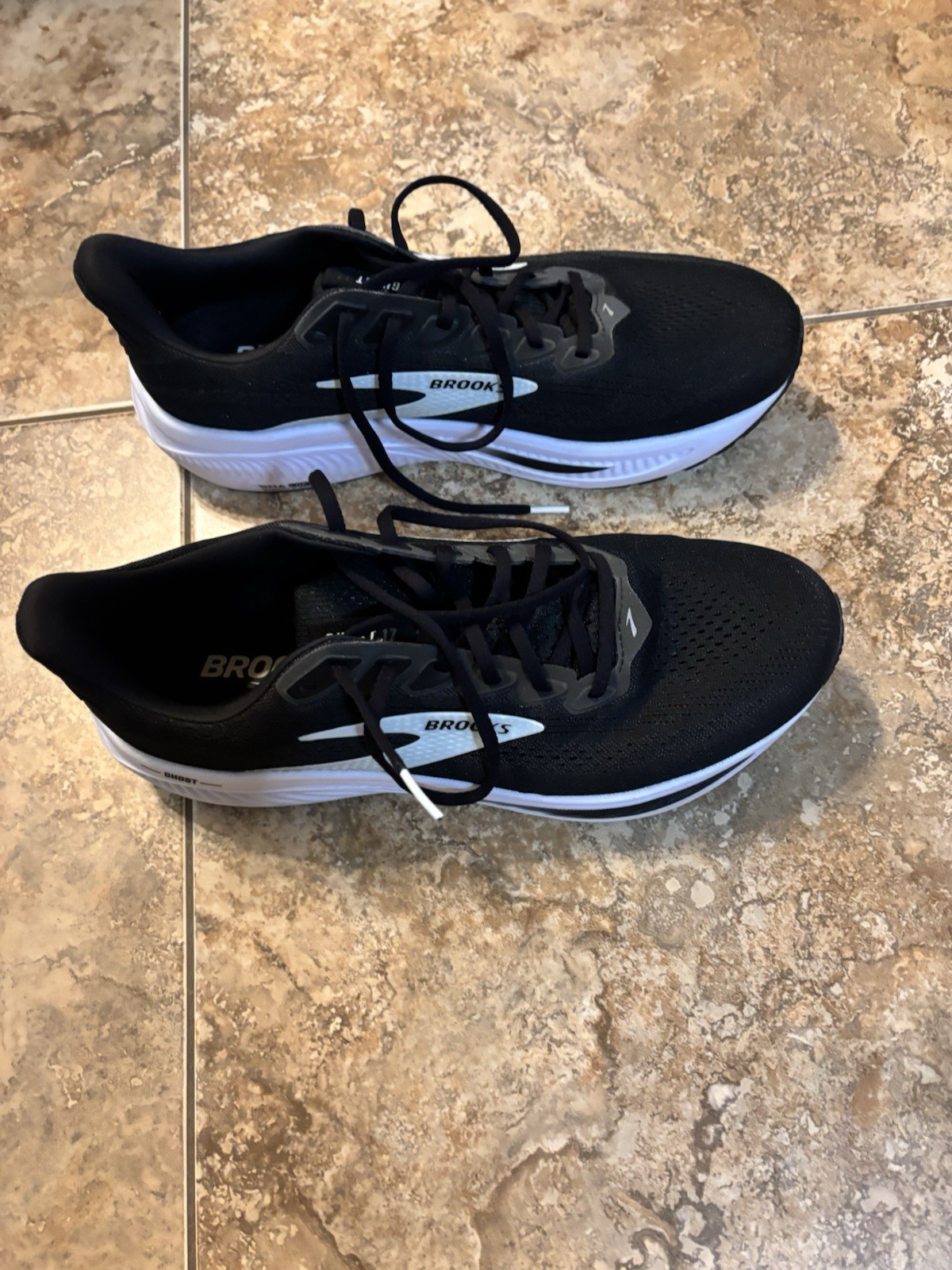 Men’s Brooks Ghost 17 Neutral Running Shoe – 12 Wide (2E) – Black/Grey/White