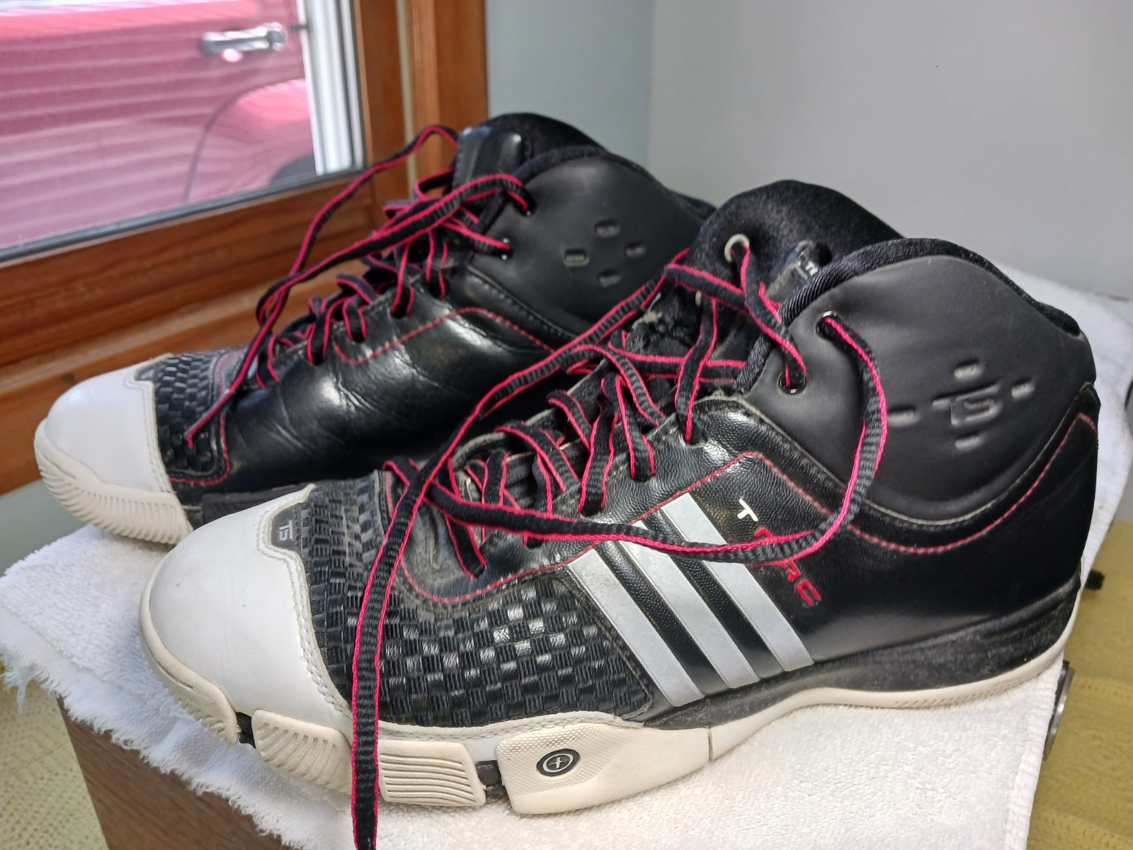 Adidas 2006 T-Mac Believe Black White Red Size 7.5 Tracy McGrady 7 1/2 NBA RARE!