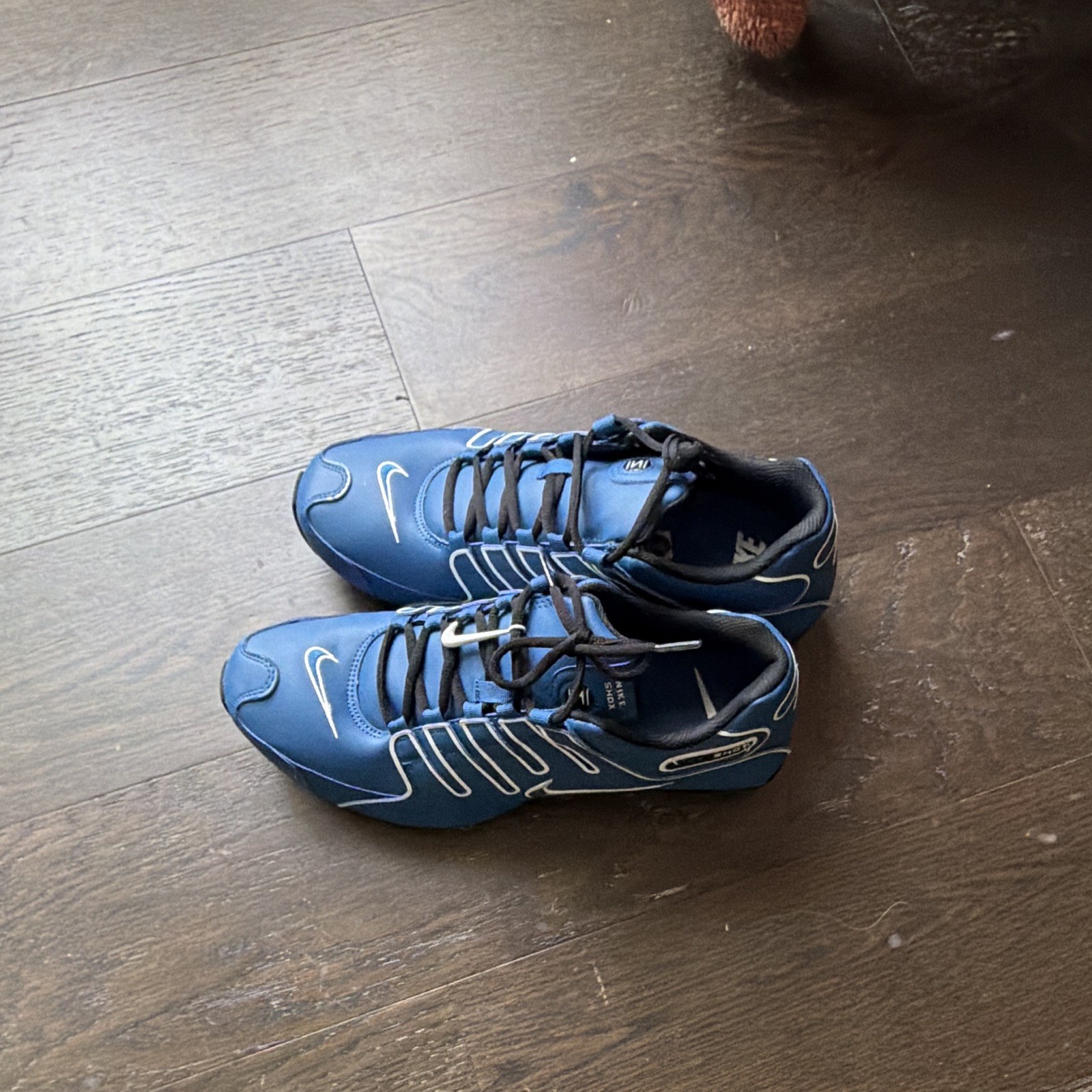 Nike Shox NZ Low Top Lace-Up Cushioned Sneakers Blue/Black/White 315844