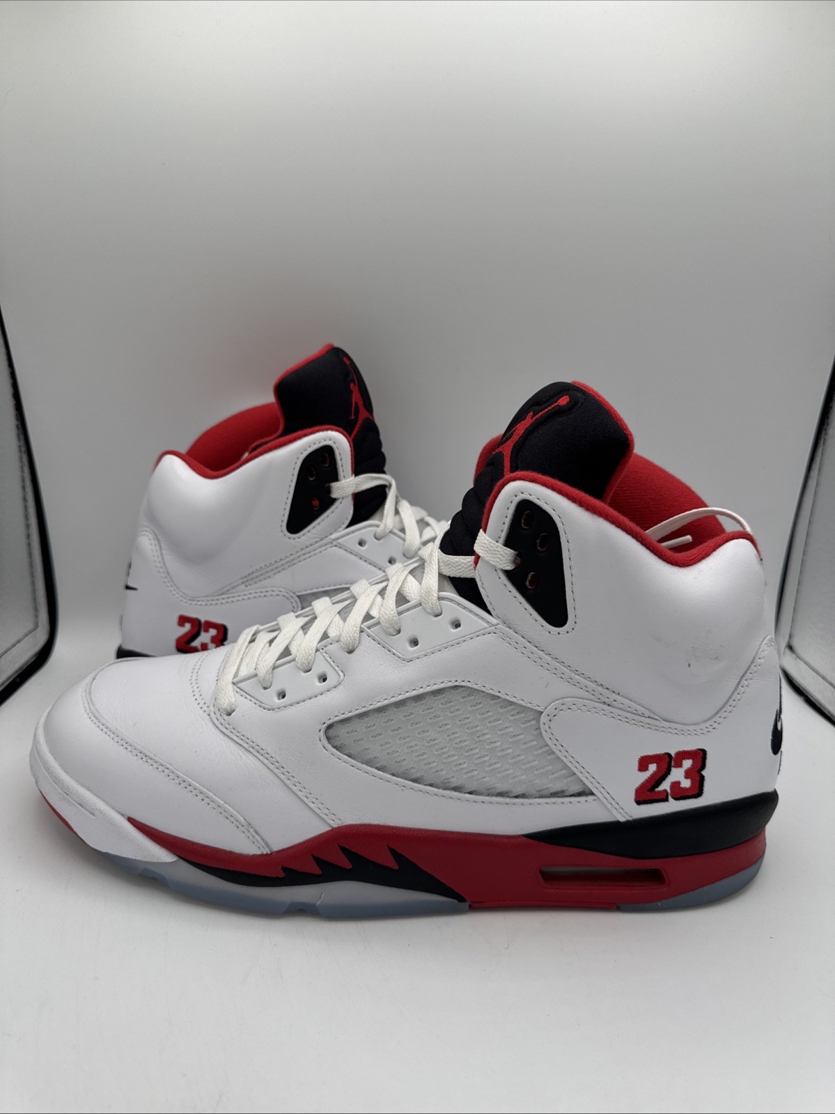 Nike Air Jordan 5 Retro 2025 Fire Red Men’s Size 13 HQ7978-101