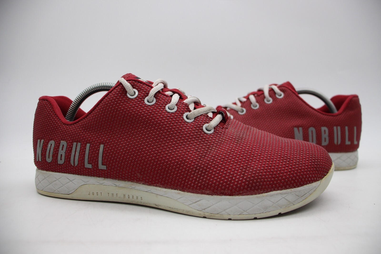 NoBull Super Fabric Men’s Size 11 or Women’s 12.5 Trainers Red Low Gym Shoes