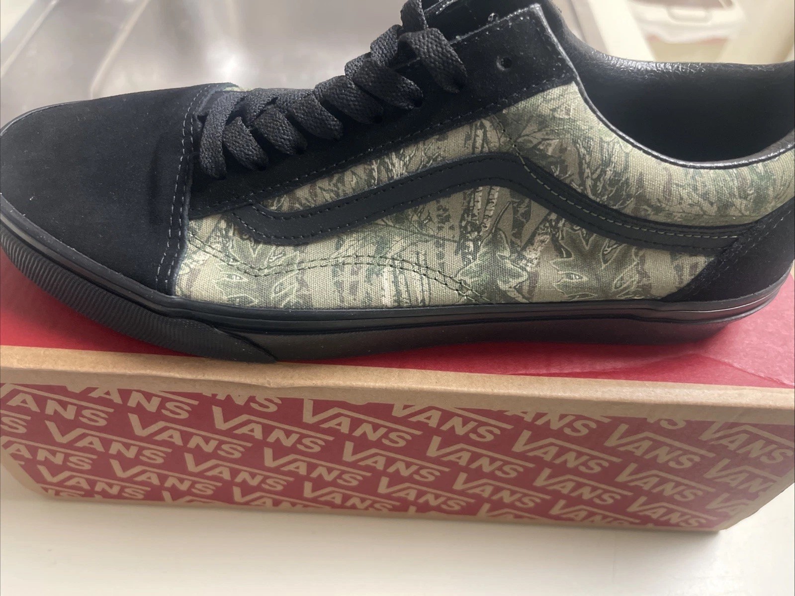 Vans Men’s Old Skool Black Camouflage Canvas Suede Striped Shoes Size 10 NIB
