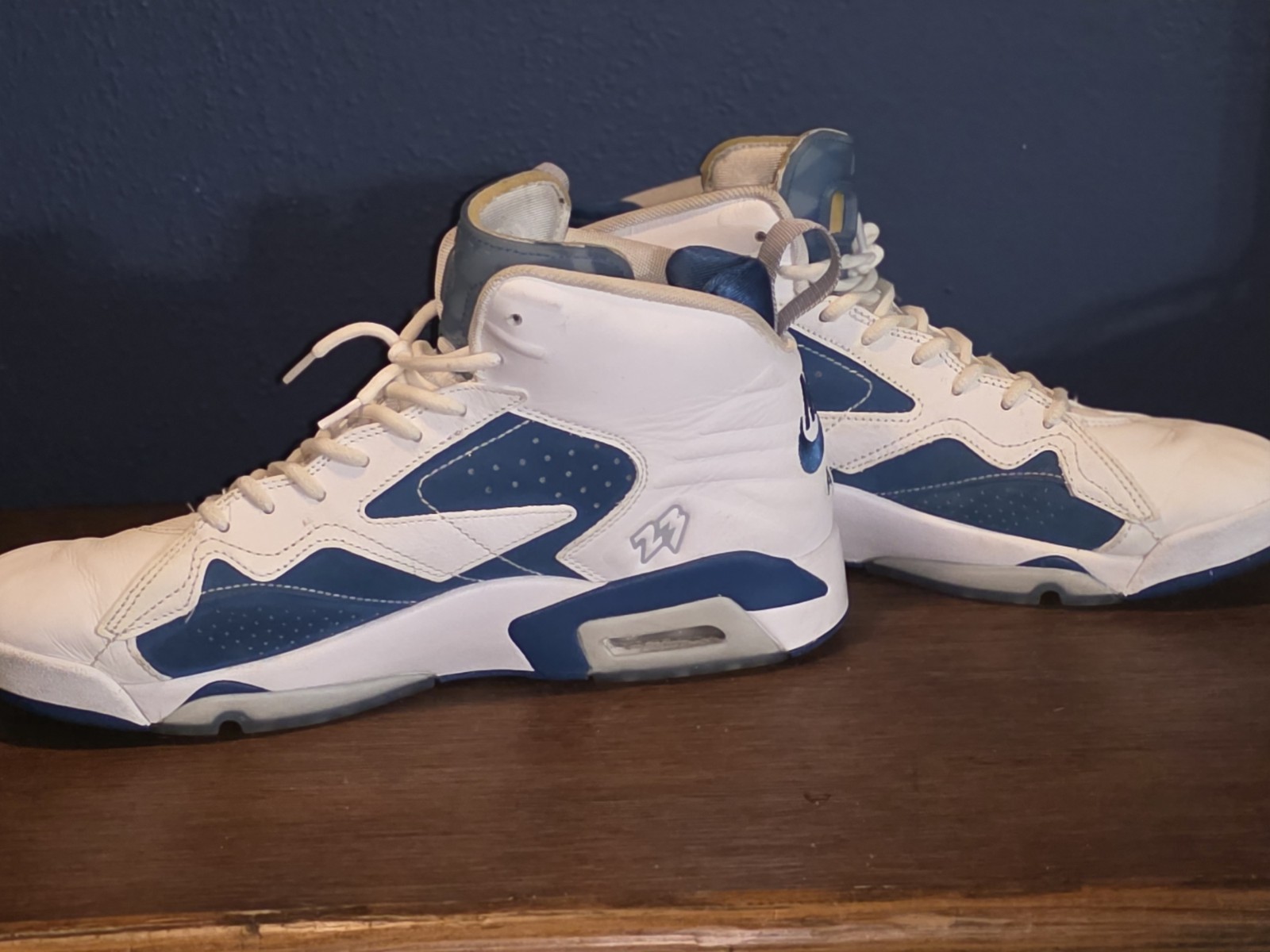 Jordan Air Jordan MVP DZ4475-101 Industrial Blue White/Neutral Grey Mid-Top