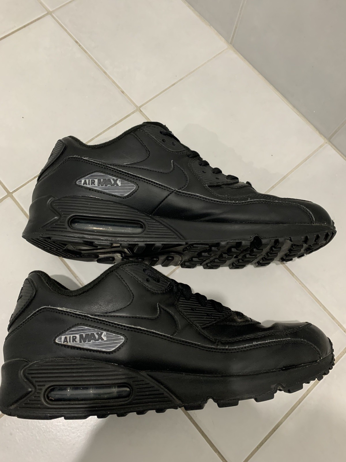 Size 12 – Nike Air Max 90 Safety Orange