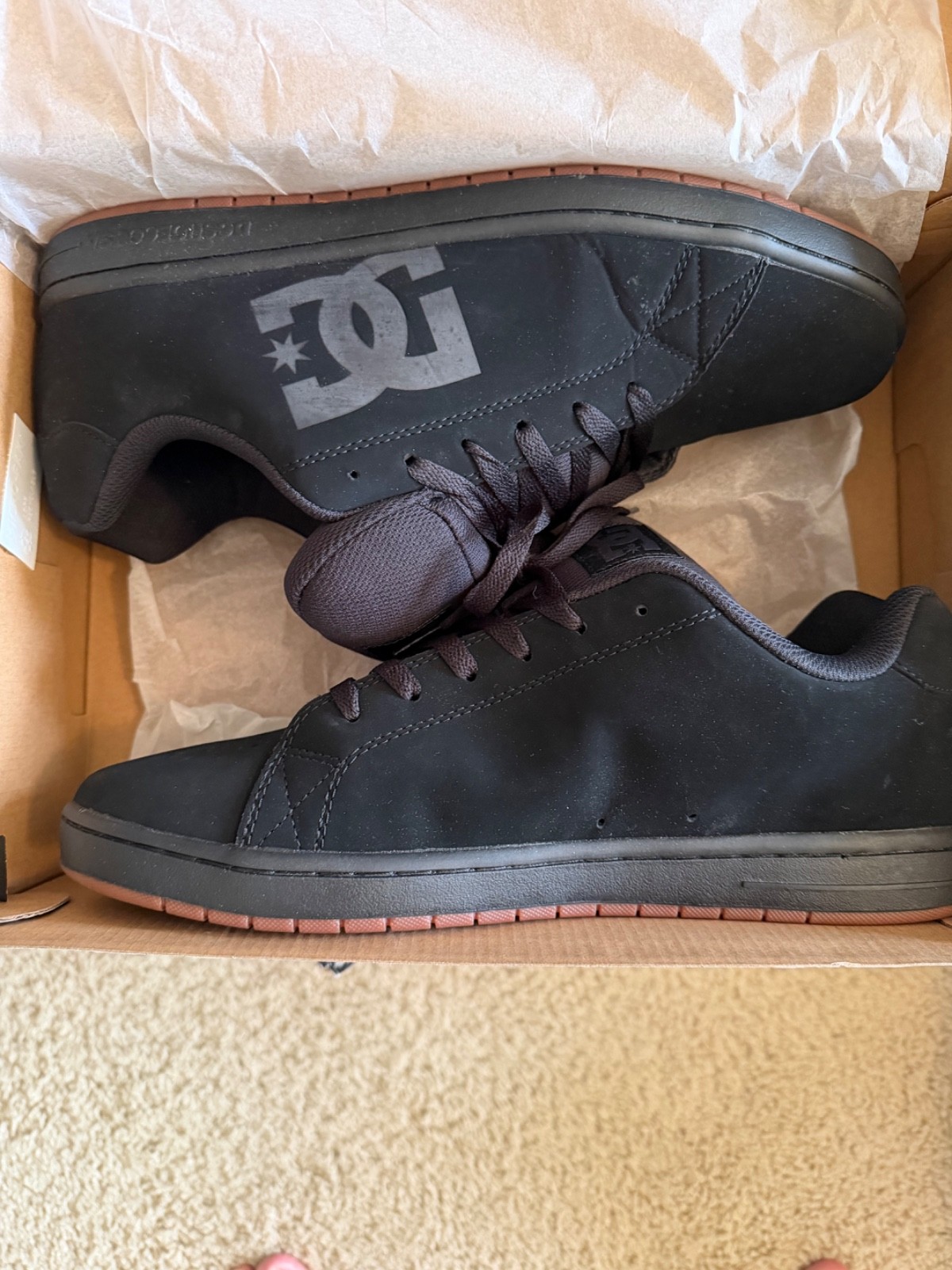 DC Gaveler size 14 ADYS100536 Sneakers Mens skate shoe SB Dunk Low