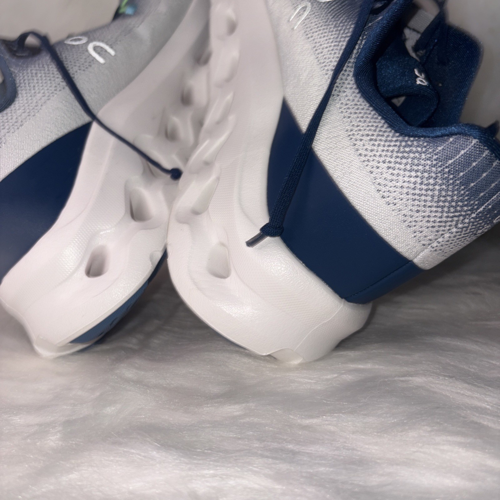 On Clouds Blue And White Cloudtilt Mens Us 11