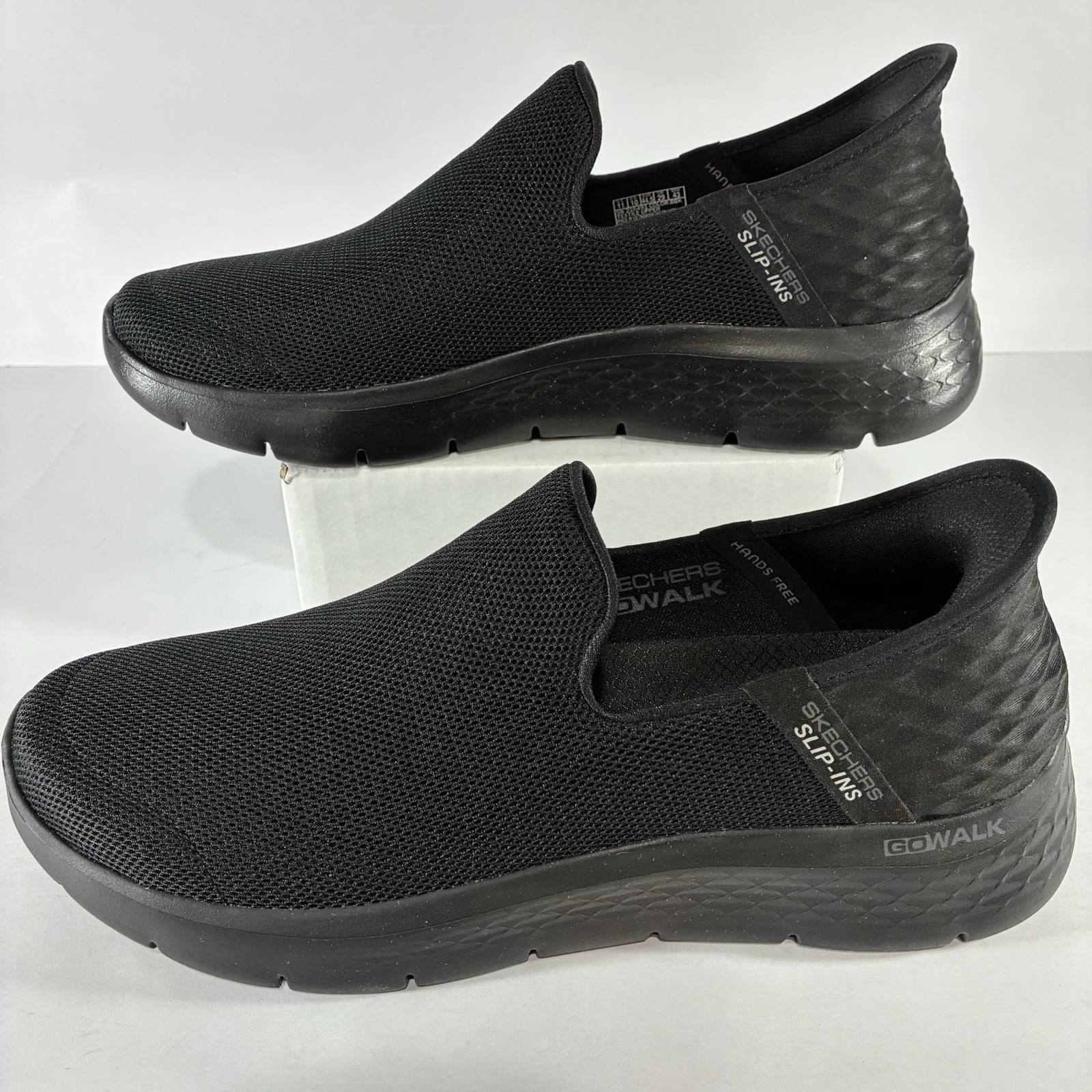 Men’s SKECHERS Hands Free Slip-ins Go Walk Flex Black Ojai Sneakers Size: 11