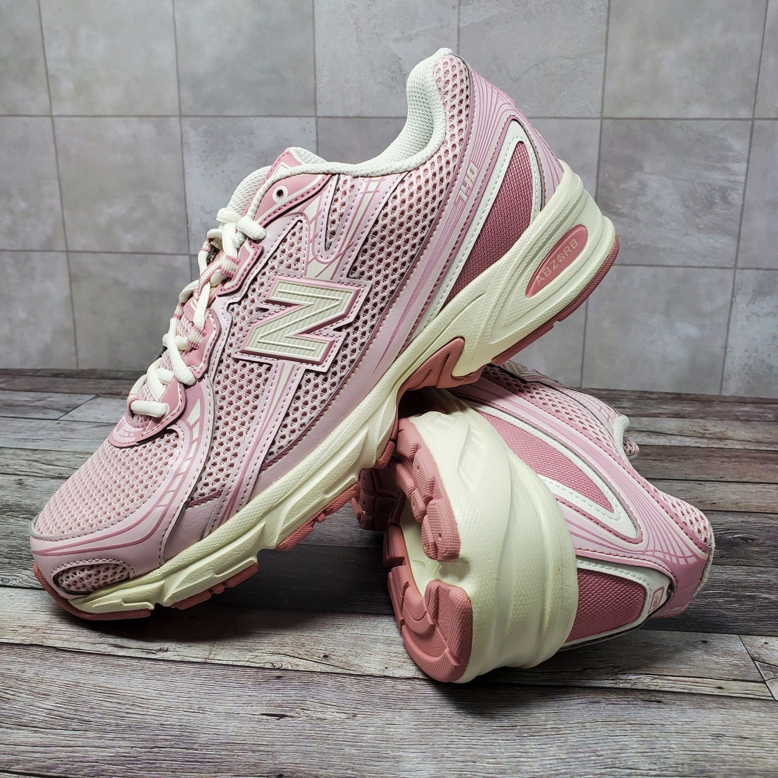 New Balance 740v2 Pink Granite U740PP2 Men’s Size 10.5 Women’s Size 12