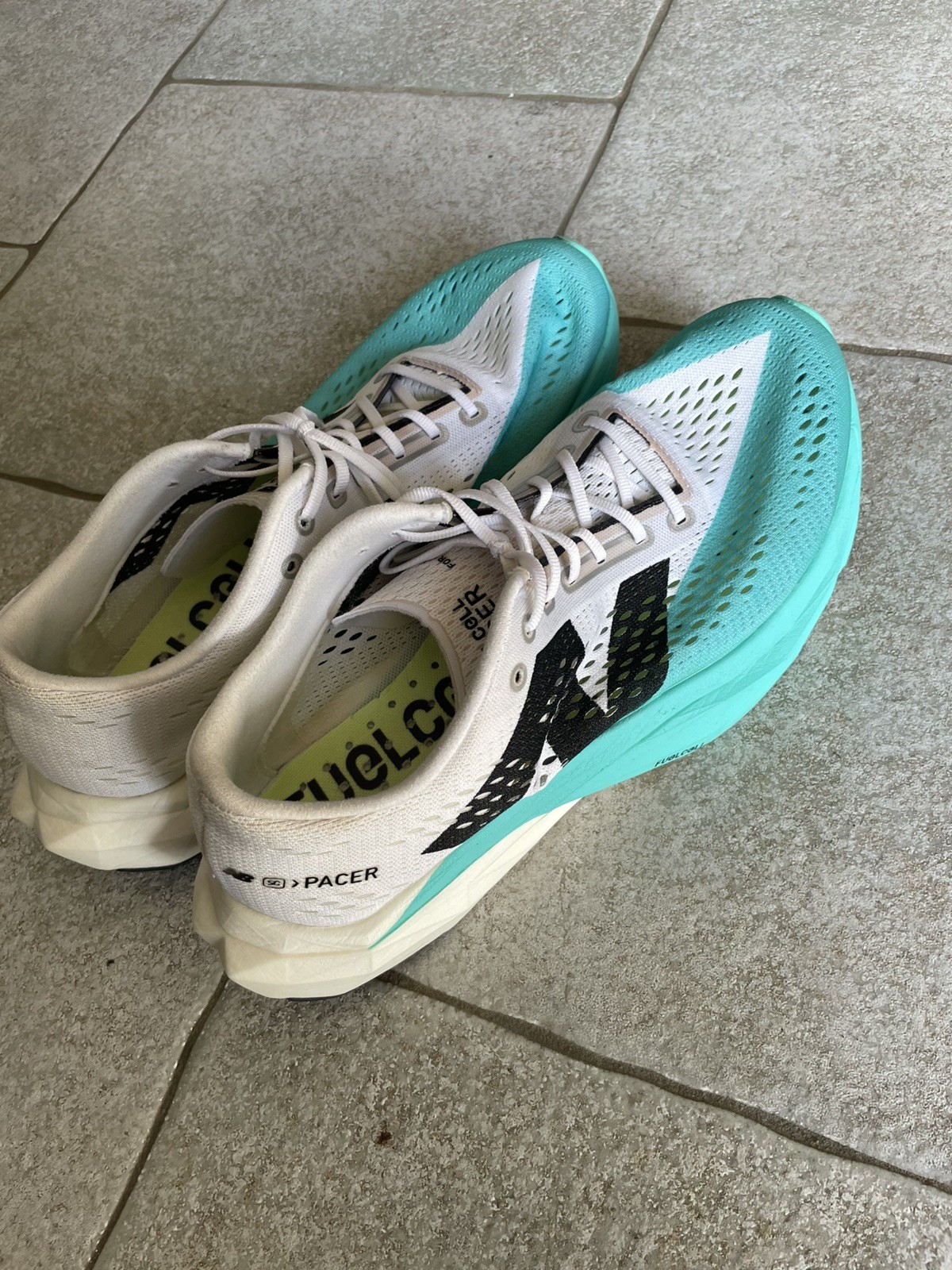 New Balance FuelCell SuperComp Pacer V2 Cyber Jade Men’s Size 12